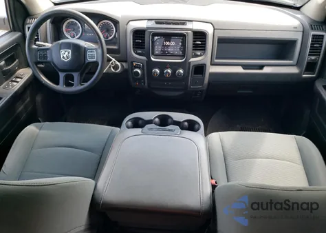 2018 Ram 1500 St z USA, uszkodzony, nr VIN 1C6RR7KG3JS258543